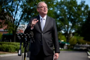 The Great AI Divide: Washington and Silicon Valley Clash Over Governance and Innovation