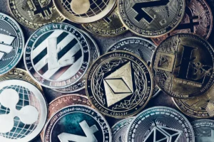 Crypto Markets Retreat: Bullish Momentum Stalls Amidst Liquidity Concerns and Technical Resistance